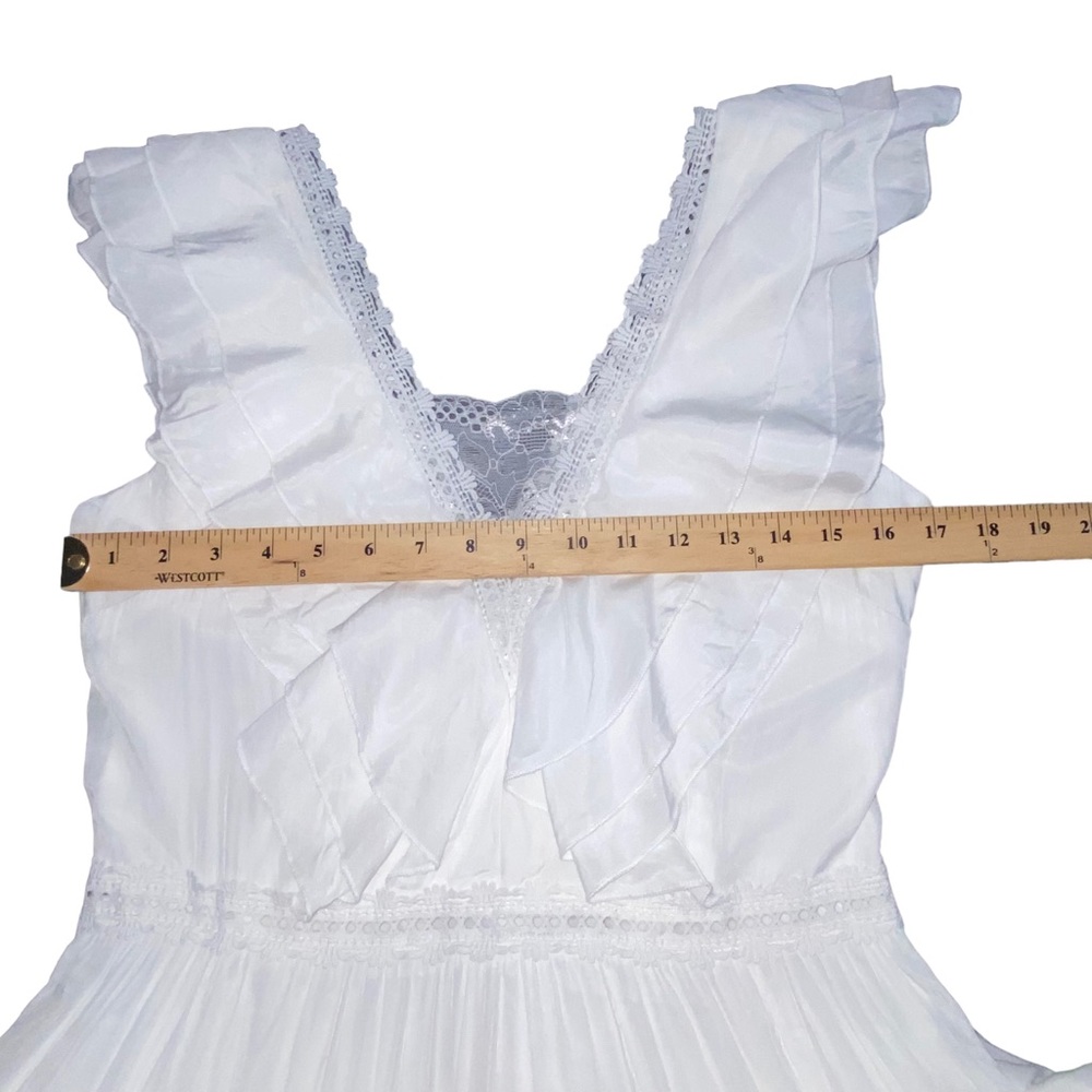 ✨NEW✨ Boho White Ruffled Maxi Lace Feminine Maxi Dress - Women’s Juniors Large - Picture 2 of 14